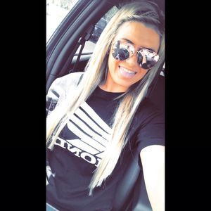 Meet your Posher, Erika